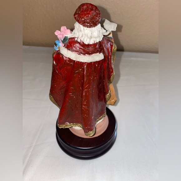 Vintage Seymour Mann The Christmas Collection Musical Old World Santa Figurine - Picture 4 of 12